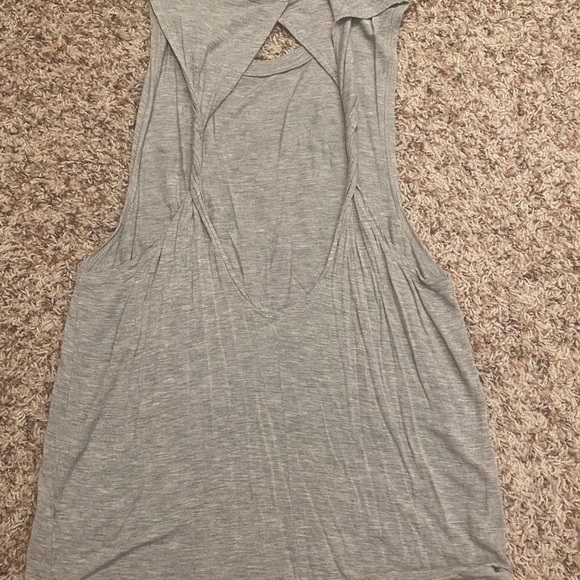 Tank top - Picture 2 of 4
